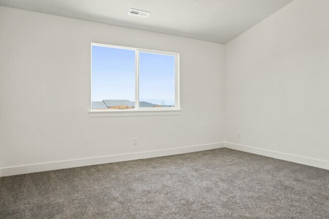 Building Photo - 4752 Heartwood Rd