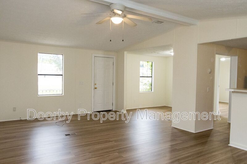 Building Photo - 5440 Harpo St