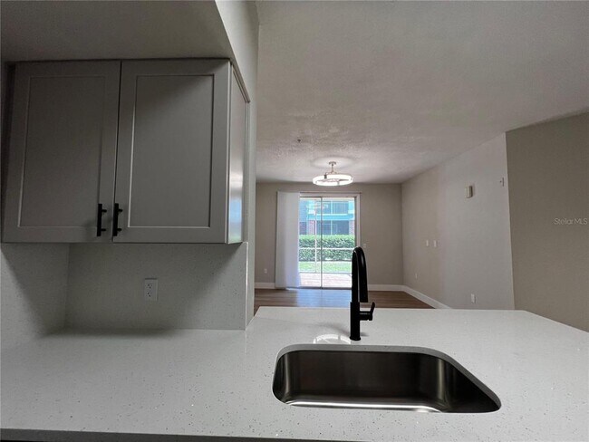 Building Photo - 13102 Mulberry Park Dr