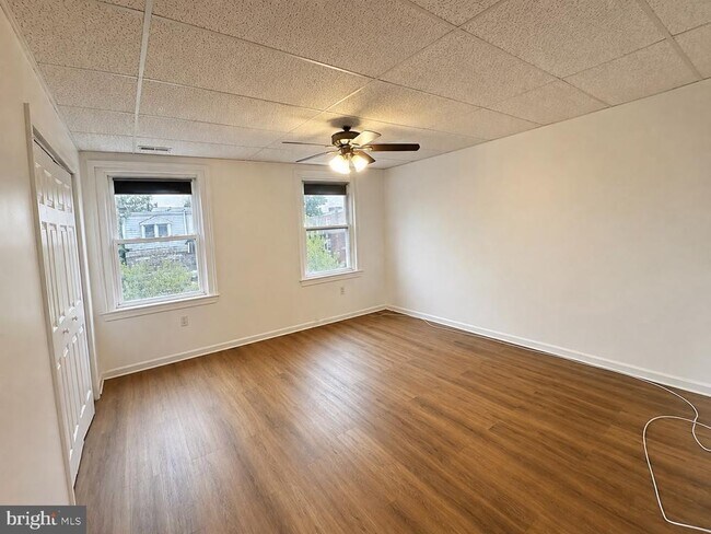 Building Photo - 2115 W Ontario St