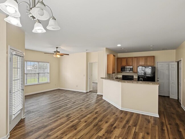 Building Photo - 1406 Parkland Way