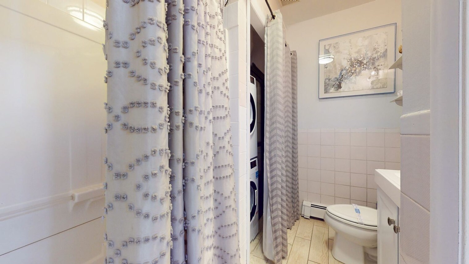 Building Photo - 1002 Tremont St