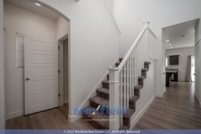Building Photo - 4BD 3.5BTH 2GAR Home in Eagle Mountain