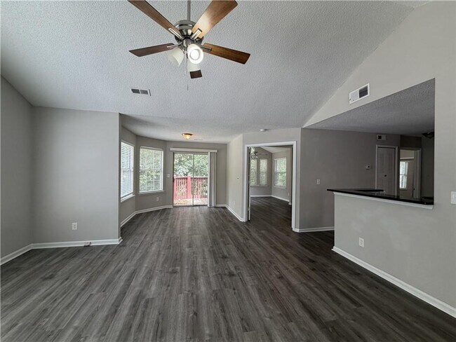 Building Photo - 1101 Sandy Ln Dr