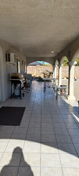 Building Photo - 13818 E 52nd St