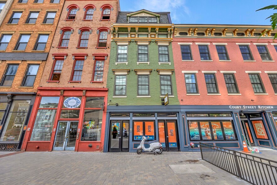 Building Photo - 11 E Court St