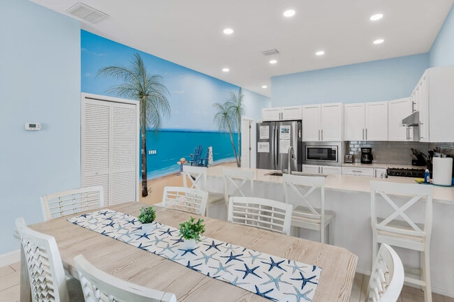 Building Photo - 19914 Gulf Blvd