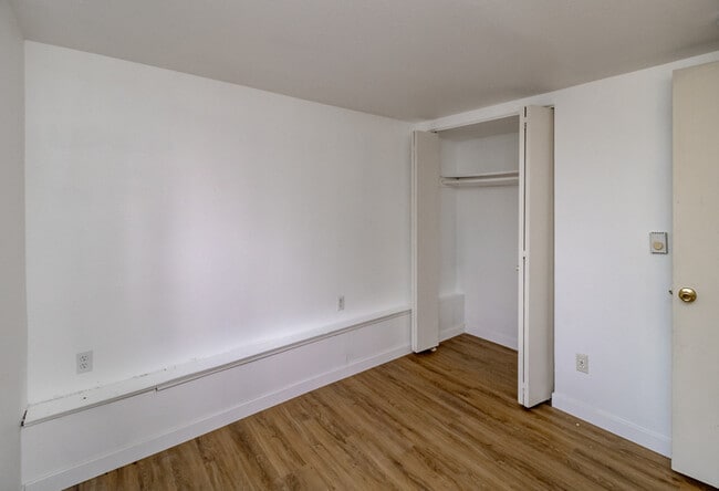 Building Photo - 13314 86 Ave E