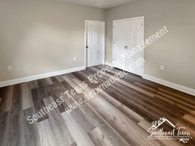 Building Photo - 1809 15th St