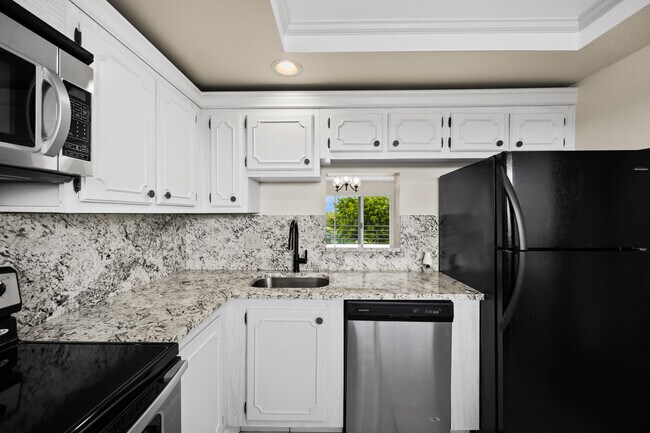 Building Photo - 3590 Via Poinciana