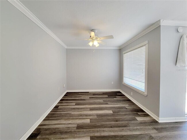 Building Photo - 4160 35th Terrace S