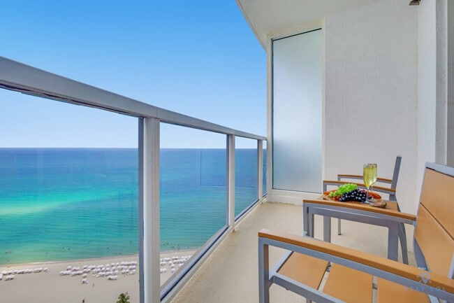Building Photo - 18001 Collins Ave