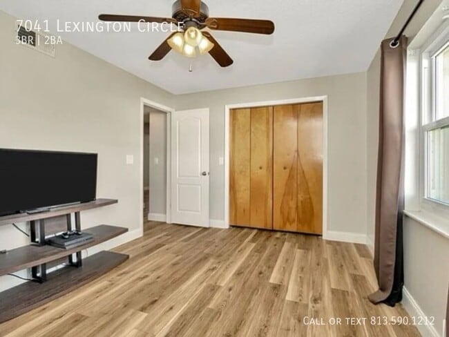 Building Photo - 7041 Lexington Cir