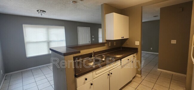 Building Photo - 3805 Carroway St