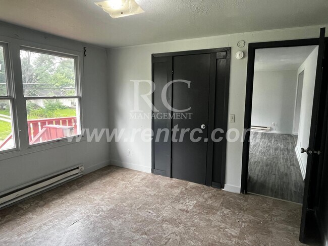 Building Photo - 1420-D Cleveland-