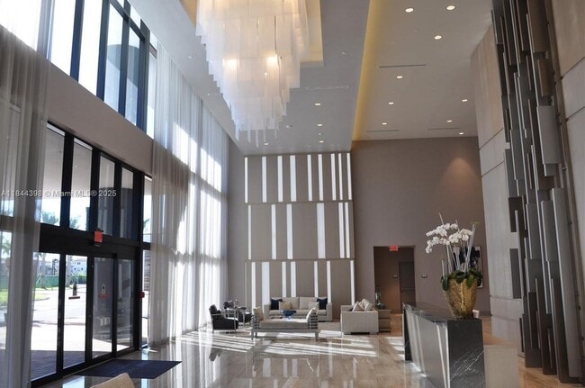 Building Photo - 5300 Paseo Blvd