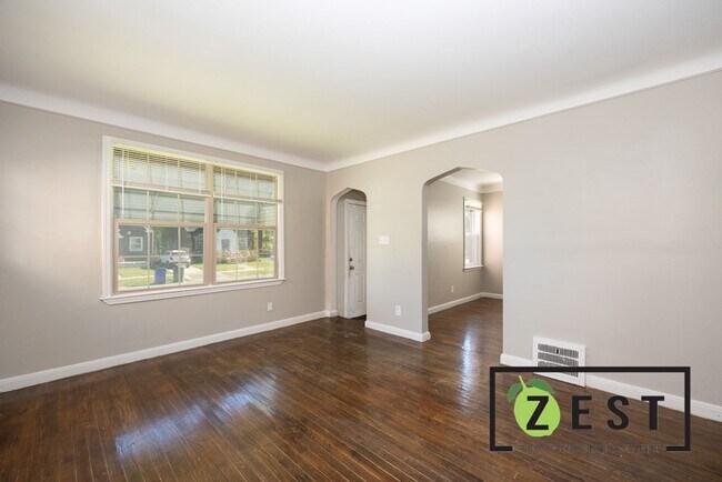 Building Photo - BEAUTIFUL 3 BED HOME