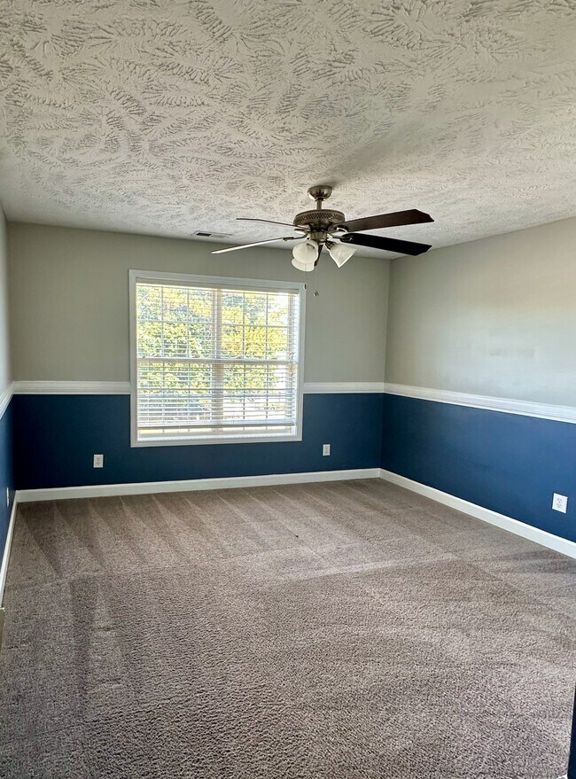 Building Photo - 86 Crystal Spring Dr