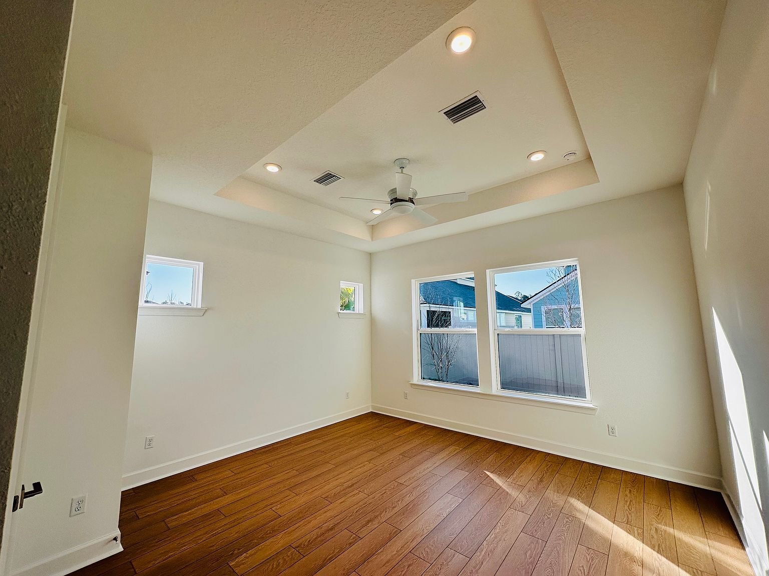 Building Photo - 165 Seabrook Vlg Ave