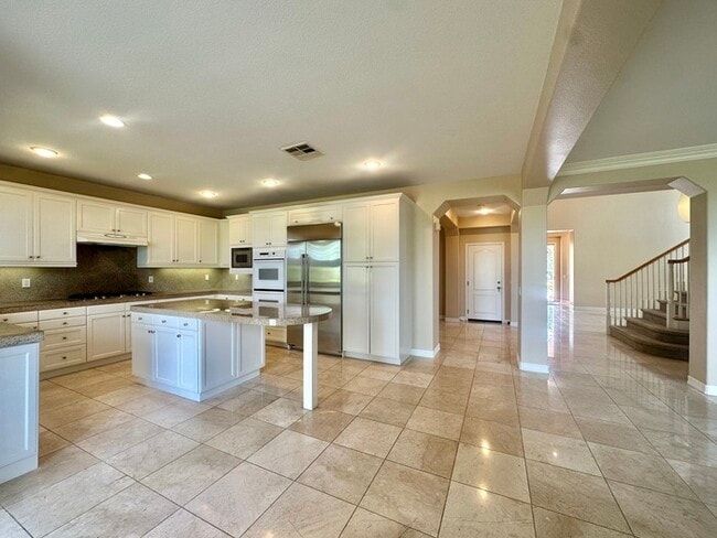Building Photo - 10516 Abalone Landing Terrace