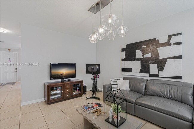 Building Photo - 11766 SW 154th Pl