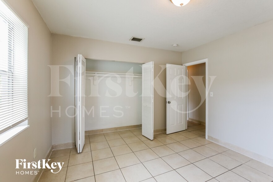 Building Photo - 1481 NW 44th St