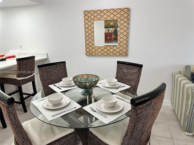 Building Photo - 4150 Jimmy Buffett Mem Hwy