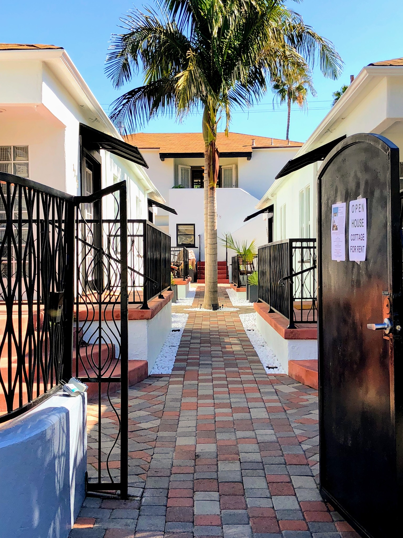 security gated complex - 3203 30th St