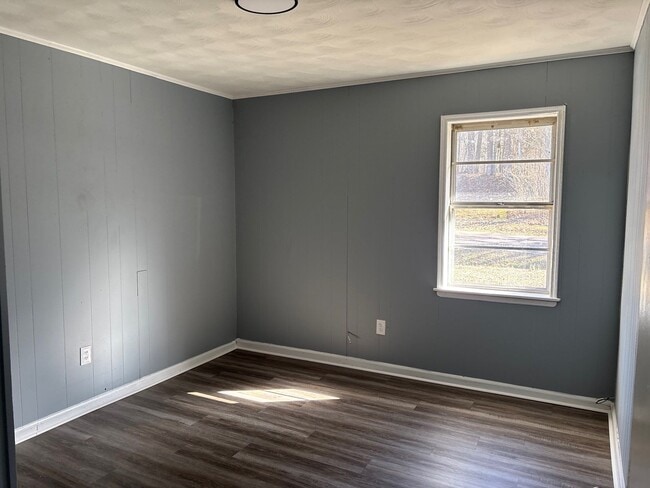 Building Photo - 177 Stardust Dr