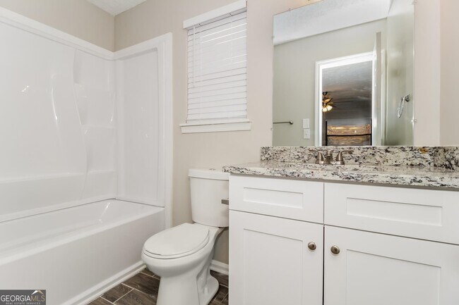 Building Photo - 68 Powder Dr