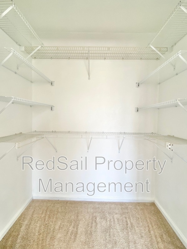 Building Photo - 5525 Fair Oaks Dr