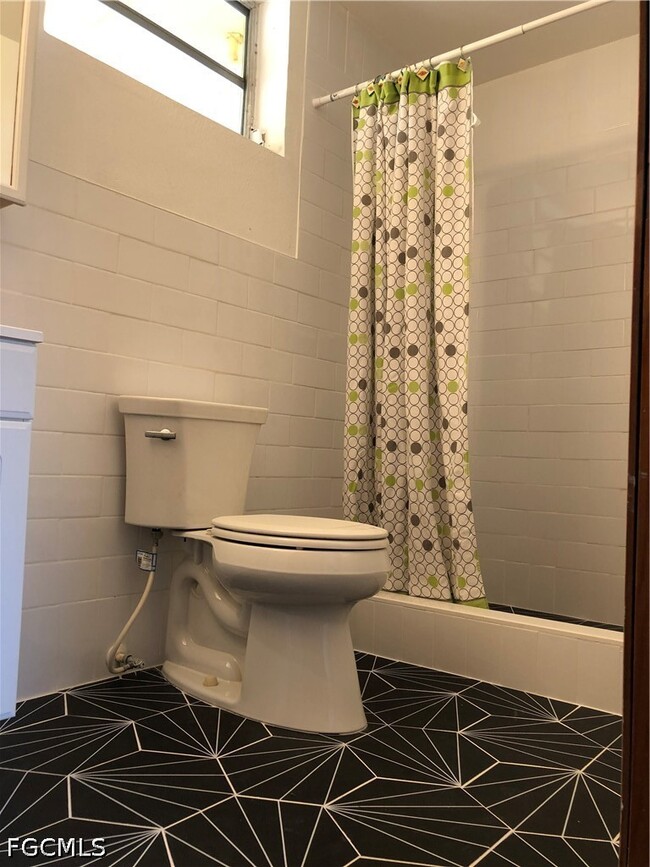 Building Photo - 13098 Ficus Tree Ln