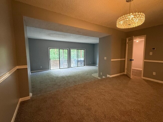 Building Photo - 20 Quail Run
