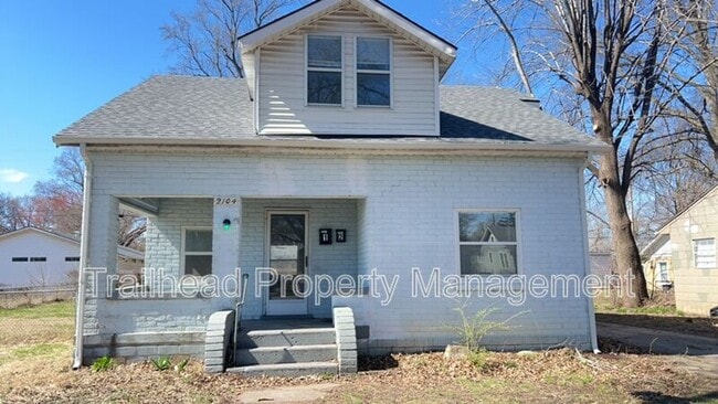 Building Photo - 2104 S Norwood Ave