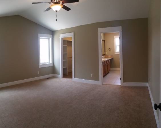 Building Photo - 25 Baldy Ct