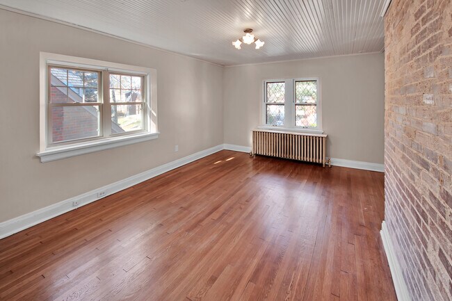 Building Photo - 7428 Cornell Ave