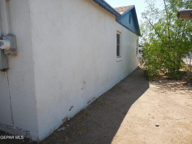 Building Photo - 8308 Vance Pl