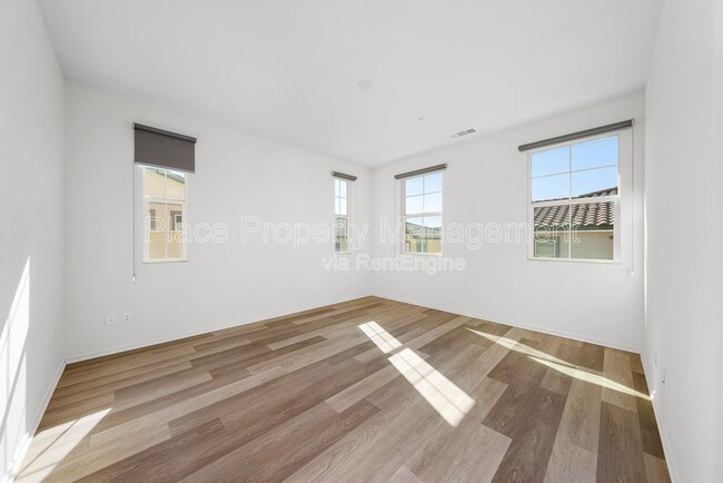 Building Photo - 1708 Cal Orchid Pl