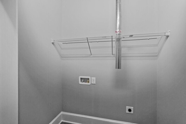 Building Photo - 157 N Howard St