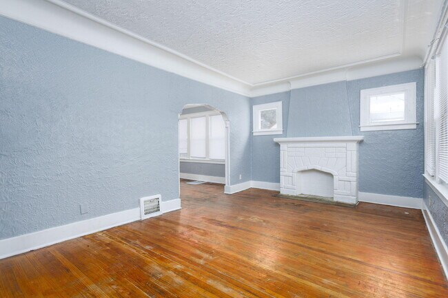 Building Photo - 19572 Alcoy Ave