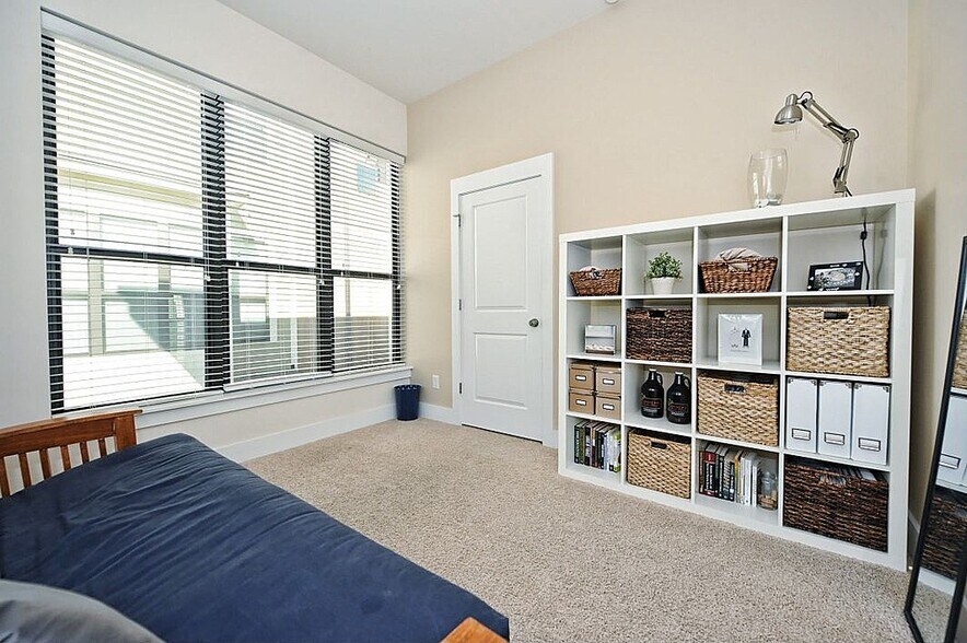 Sunny second bedroom, or office - 3433 Steel Yard Court