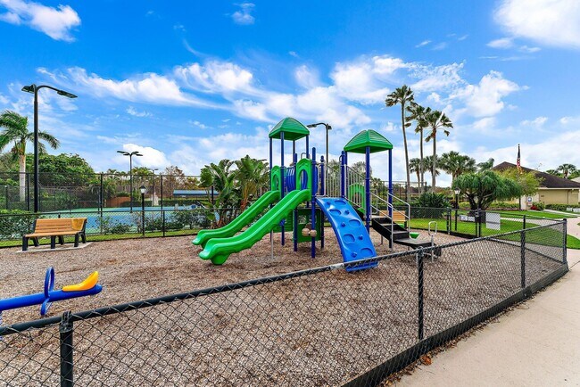 Building Photo - 2320 23rd Ct