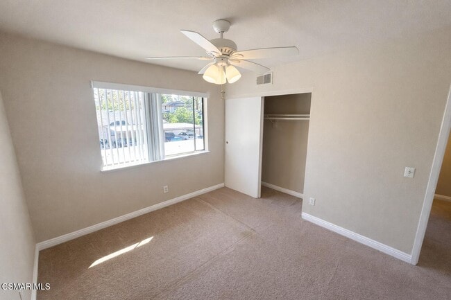 Building Photo - 28825 Conejo View Dr