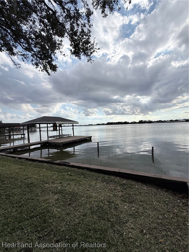 Building Photo - 185 Autumn Ave