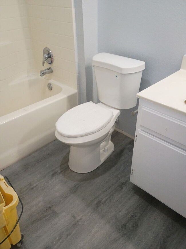 Building Photo - TWO STORIES HOME MOVE-IN-READY