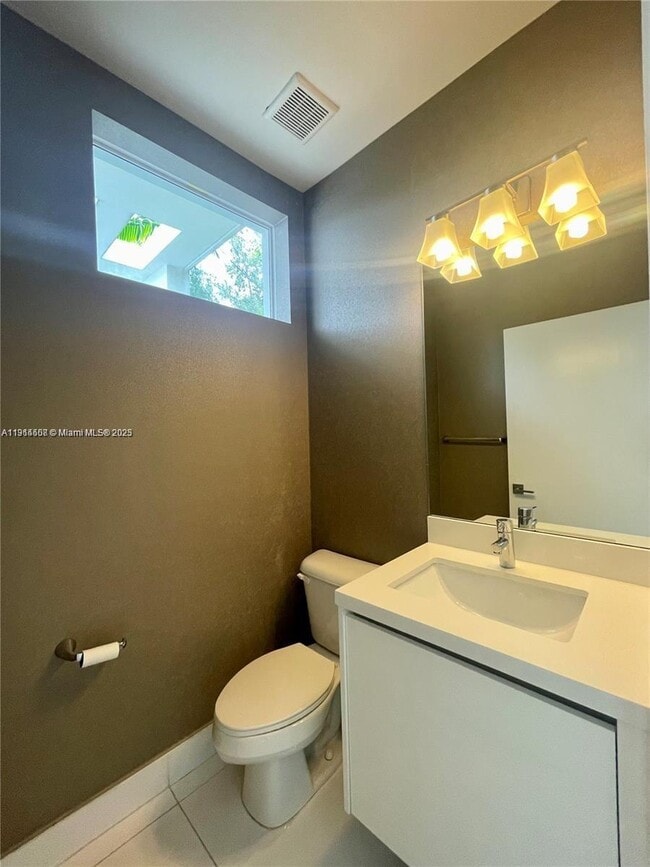 Building Photo - 6855 NW 103rd Ave