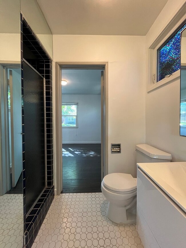 Building Photo - Sherman Oaks 3+2 w/bonus room + upgrades on cul-de-sac lot!