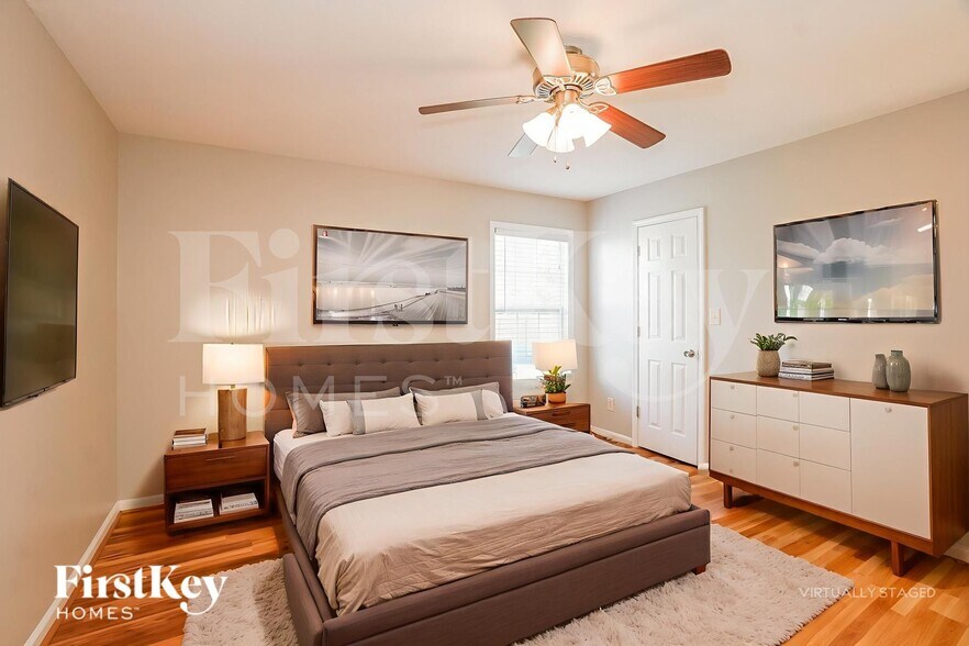 Building Photo - 3407 Bradfield Dr