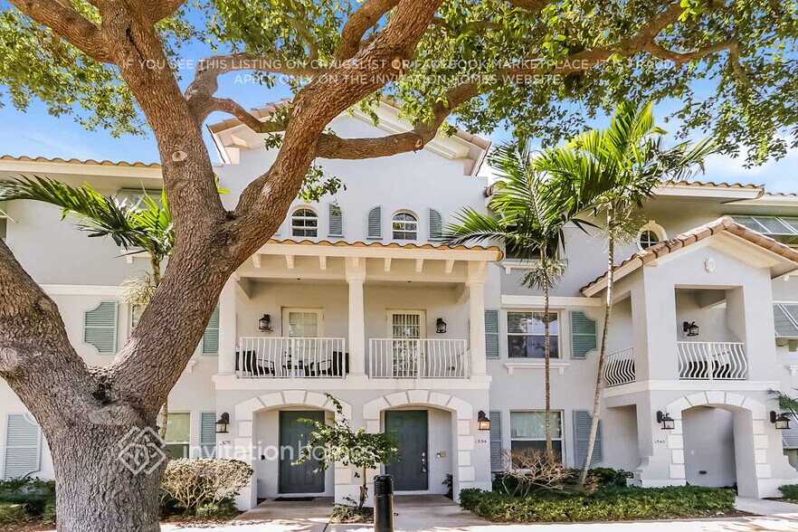 Building Photo - 1334 Piazza Pitti