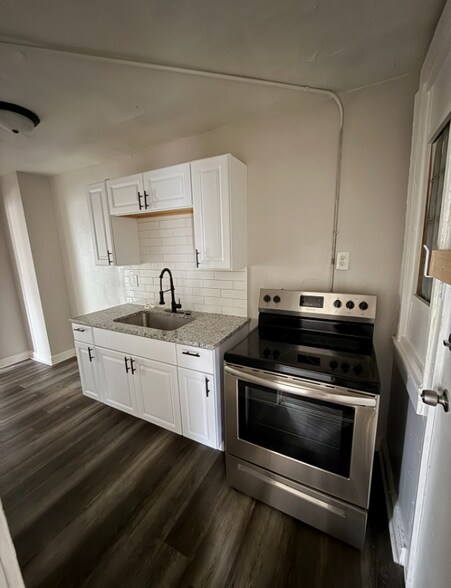 Building Photo - 4408 Montgall Ave